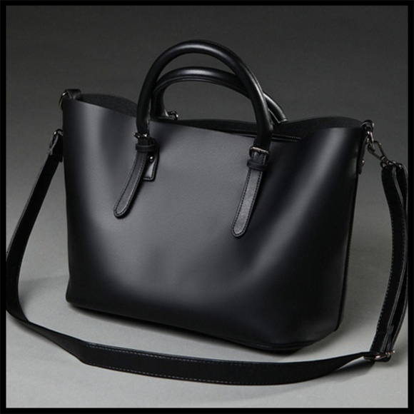 NEW Toulouse Tote Crossbody - Picture 2 of 8